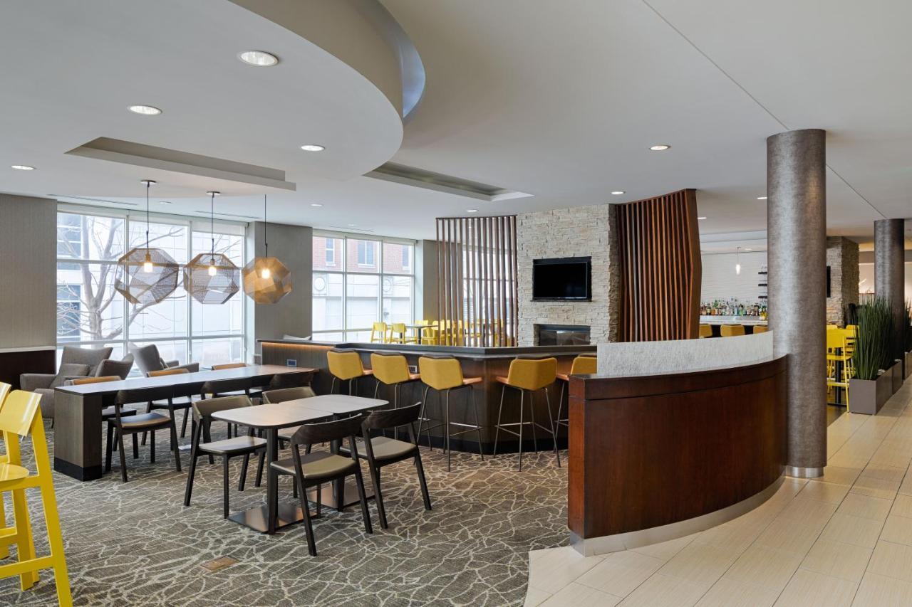 Springhill By Marriott Bloomington